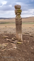 Кладбище Кызаулер с тремя стелами-кулпытасами